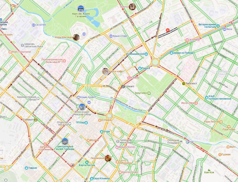 Симферополь сковали 7-балльные пробки