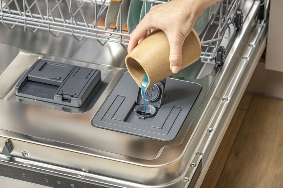 Как эффективно отмыть решетки и противни после шашлыков без усилий