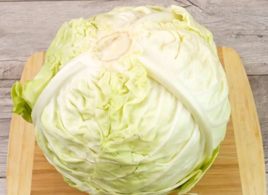 Необычный метод разделки капусты, который изменит ваш подход к приготовлению голубцов