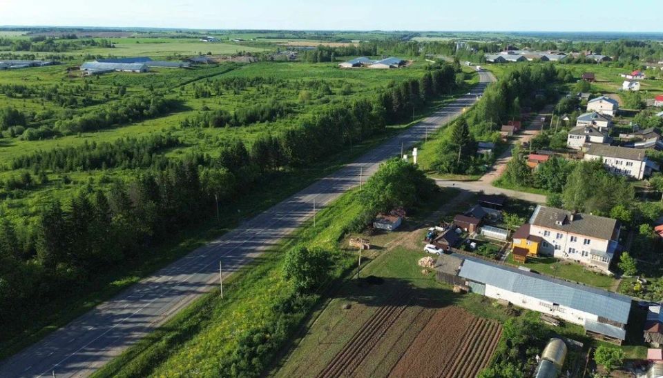 По итогам прямой линии губернатора дорогу в поселке Ленинская Искра приведут в порядок