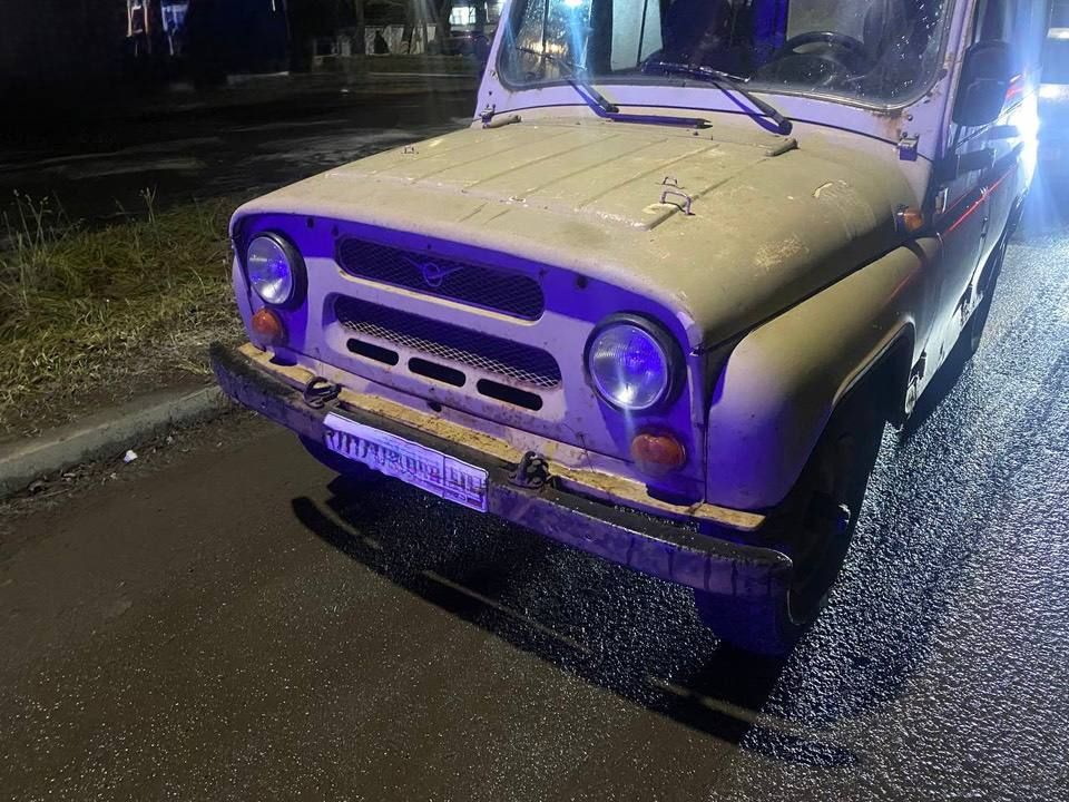 В Котельниче водитель УАЗа сбил 14-летнюю девочку