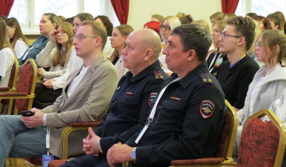 Руководство транспортной полиции города Кирова приняло участие в открытии форума «Добро на Вятке»