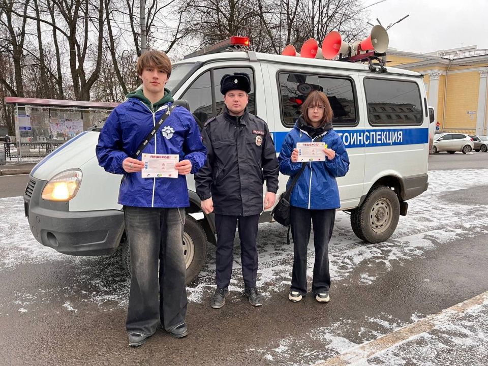 Сотрудники Госавтоинспекции г.Кирова провели правовой ликбез для пешеходов