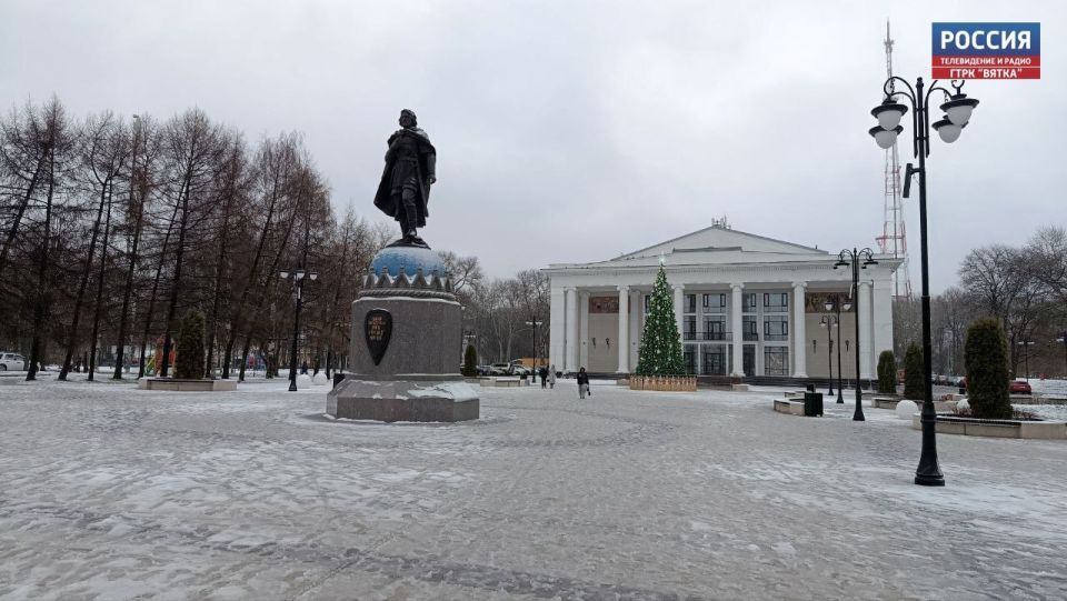 В субботу, 6 декабря, в Кировской области ожидается облачная с прояснениями погода, небольшой мокрый снег — таков прогноз регионального центра по гидрометеорологии и мониторингу окружающей среды