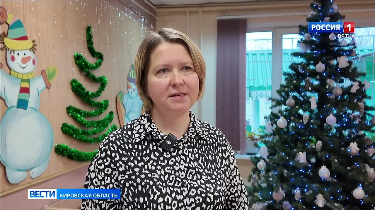 В Арбажском краеведческом музее открылась выставка «Парад снеговиков» - необычный взгляд на историю зимнего символа и его путь от средневековой карикатуры к новогоднему любимцу