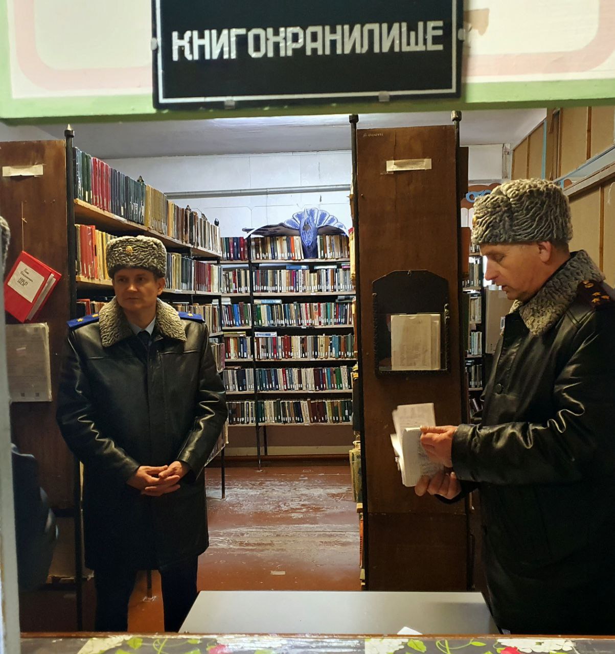 В минувшие выходные дни прокурор Кировской области Юрий Рываев провел проверку соблюдения требований законодательства об исполнении уголовного наказания в лечебном исправительном учреждении в Кирово-Чепецке В минувшие выходные дни прокурор Кировской области Юрий Рываев провел проверку соблюдения требований законодательства об исполнении уголовного наказания в лечебном исправительном учреждении в Кирово-Чепецке