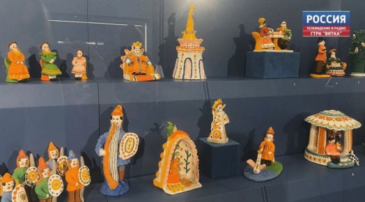 В регионах России планируют возводить детские площадки нового поколения в стиле Дымковской игрушки