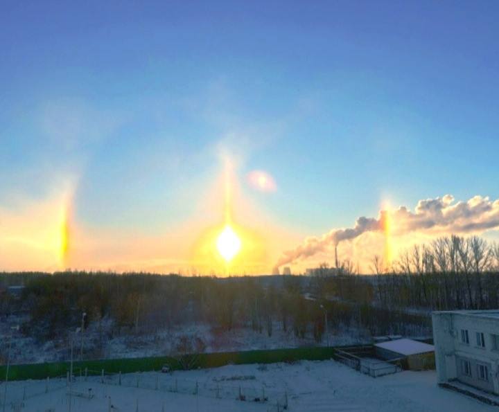 Над Кировом сияло гало. Утром 8 декабря жители Кирова могли наблюдать интересное зрелище — оптическое гало