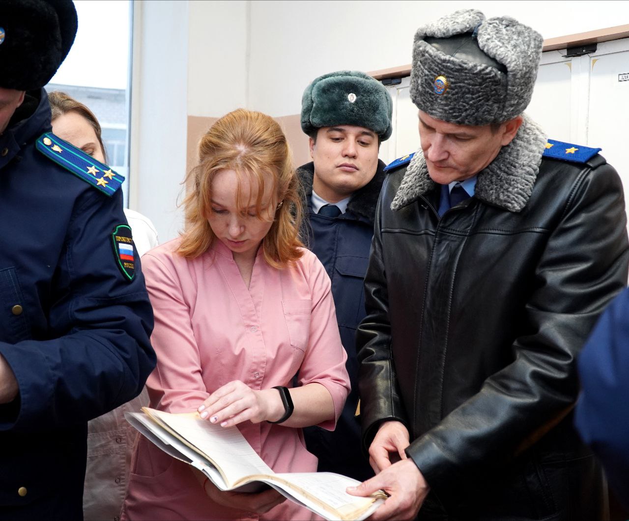 В минувшие выходные дни прокурор Кировской области Юрий Рываев провел проверку соблюдения требований законодательства об исполнении уголовного наказания в лечебном исправительном учреждении в Кирово-Чепецке В минувшие выходные дни прокурор Кировской области Юрий Рываев провел проверку соблюдения требований законодательства об исполнении уголовного наказания в лечебном исправительном учреждении в Кирово-Чепецке