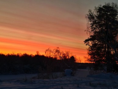 Очень красивый рассвет сегодня в Верхнекамском районе