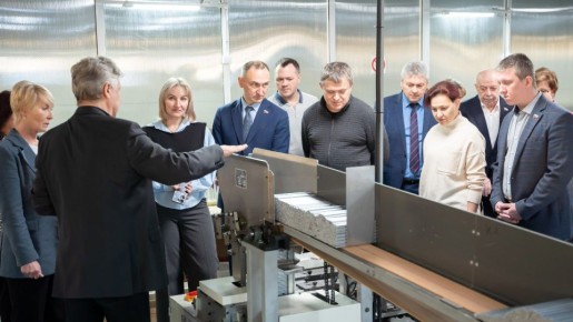 Елена Ковалева: Немногие знают, что в Кирове работает крупнейшая в России карандашная фабрика «Альянс»