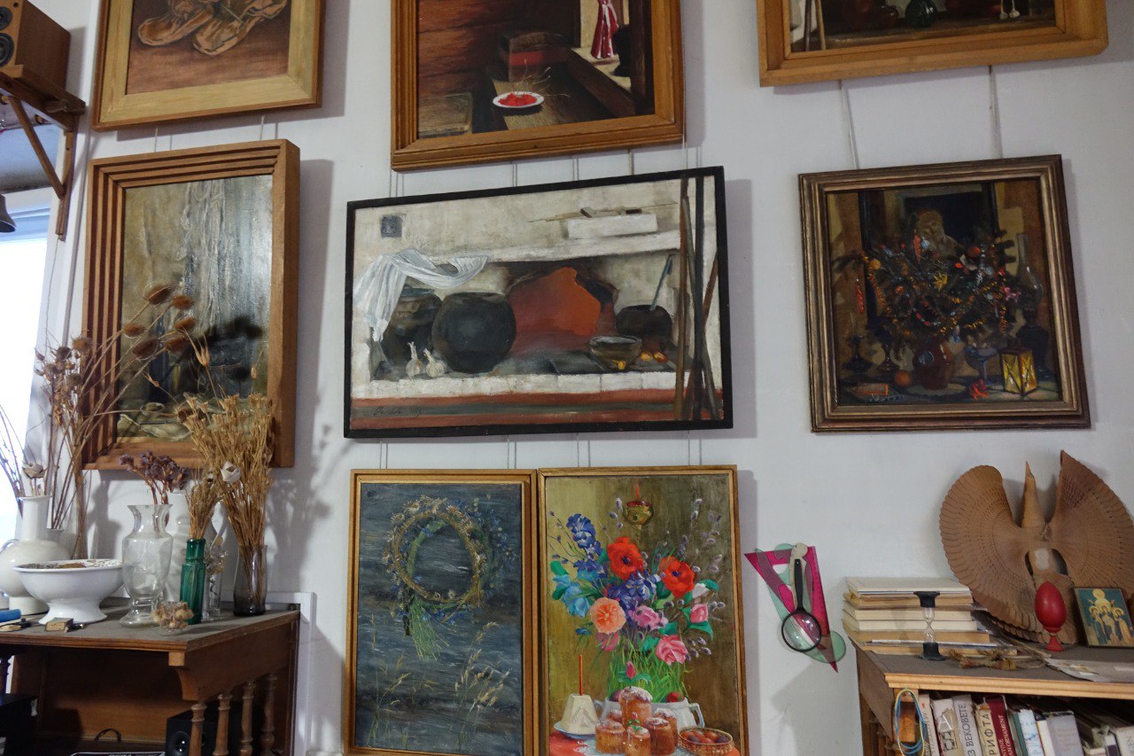 Елена Ковалева: По приглашению почетных граждан города Кирова, народных художников РФ Виктора Георгиевича Харлова и Веры Ивановны Ушаковой депутаты побывали в их мастерской Елена Ковалева: По приглашению почетных граждан города Кирова, народных художников РФ Виктора Георгиевича Харлова и Веры Ивановны Ушаковой депутаты побывали в их мастерской