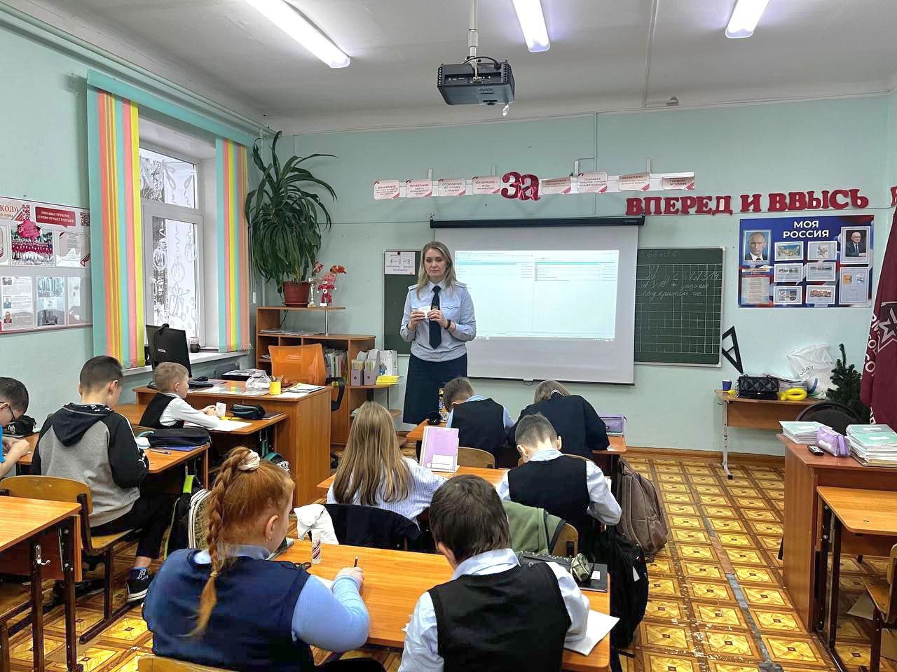 Безопасность на дорогах – своими руками! Безопасность на дорогах – своими руками!