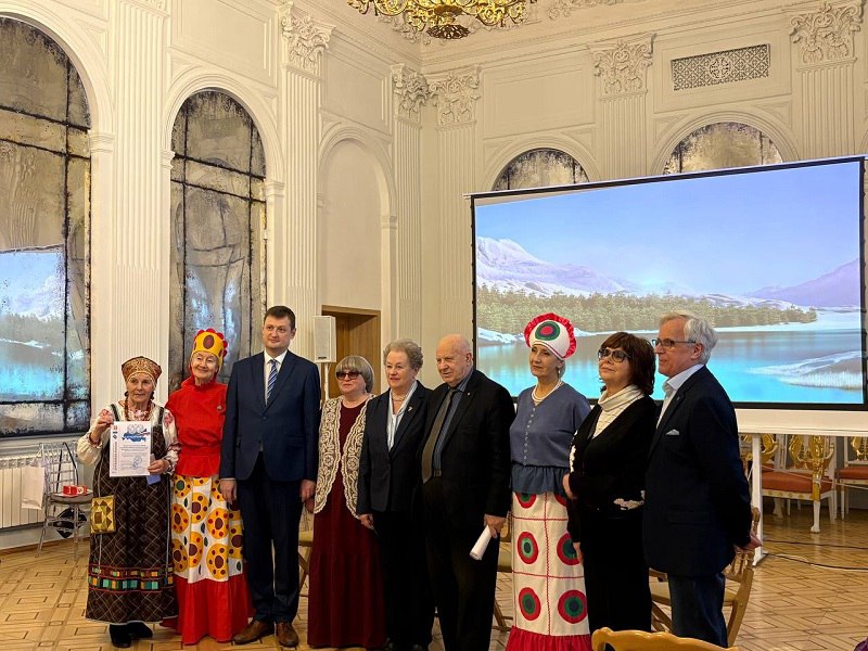 В Санкт-Петербурге наградили кировских конкурсантов «Державной России» В Санкт-Петербурге наградили кировских конкурсантов «Державной России»