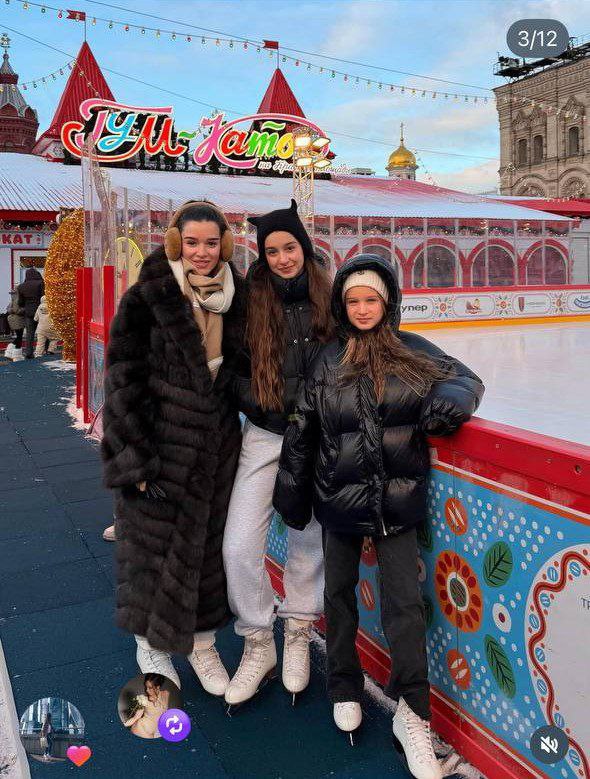 Как здорово, что народные промыслы живут не только в музеях! Как здорово, что народные промыслы живут не только в музеях!