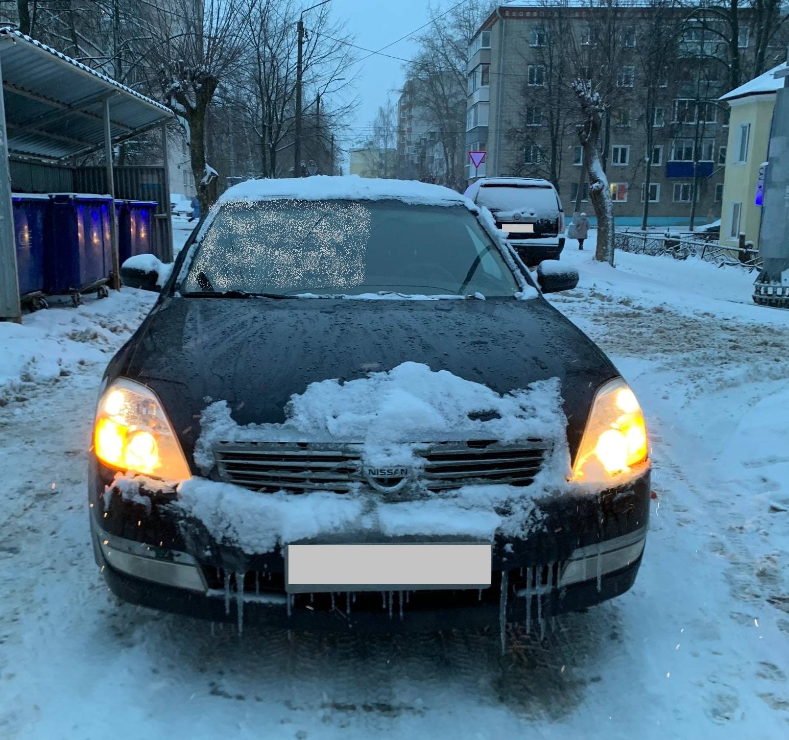 В пятницу и выходные дни, с 12 по 14 декабря 2025 года, на территории Кировской области произошло одиннадцать ДТП, в которых тринадцать человек получили травмы