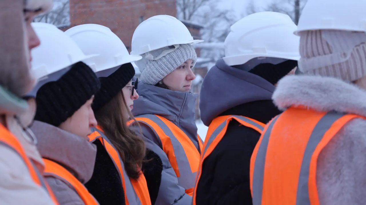 Волонтеры Экосистемы посетили завод по переработке макулатуры Волонтеры Экосистемы посетили завод по переработке макулатуры