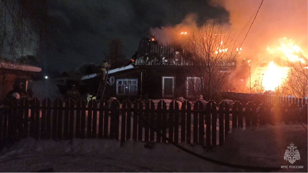 #НашиДежурныеСутки. 15декабря* пожарно-спасательные подразделения Кировской области реагировали на: 6 техногенных пожаров