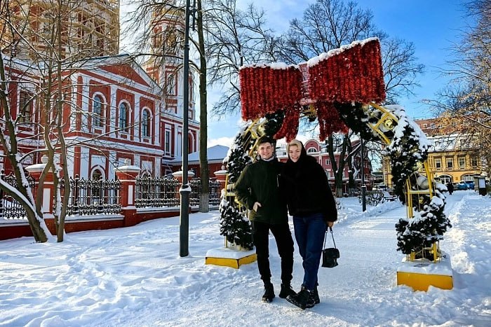 Киров принял молодожёнов из Рязани — будущей Новогодней столицы России Киров принял молодожёнов из Рязани — будущей Новогодней столицы России