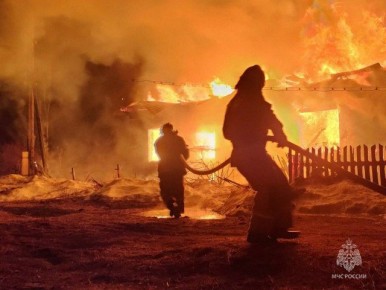 #�����������������. 16�������* �������-������������ ������������� ��������� ������� ����������� ��: 4 ����������� �������, � ��� �����: ���������� �����, �. ����� - � ������� ����� ���� � ������������� �� ������� 200 � (��...