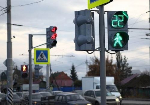 На перекрестках улиц города Кирова изменён режим работы светофорных объектов