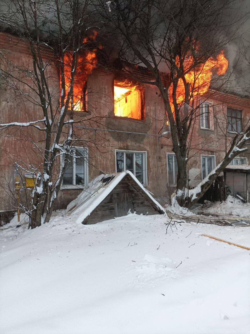 Дом в Слободском загорелся из-за утечки газа