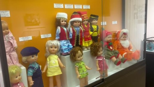 Выставка старинных игрушек открылась в Котельничском палеонтологическом музее