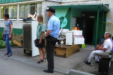 Мать с детьми лишилась жилья из-за приставов, но справедливость восторжествовала