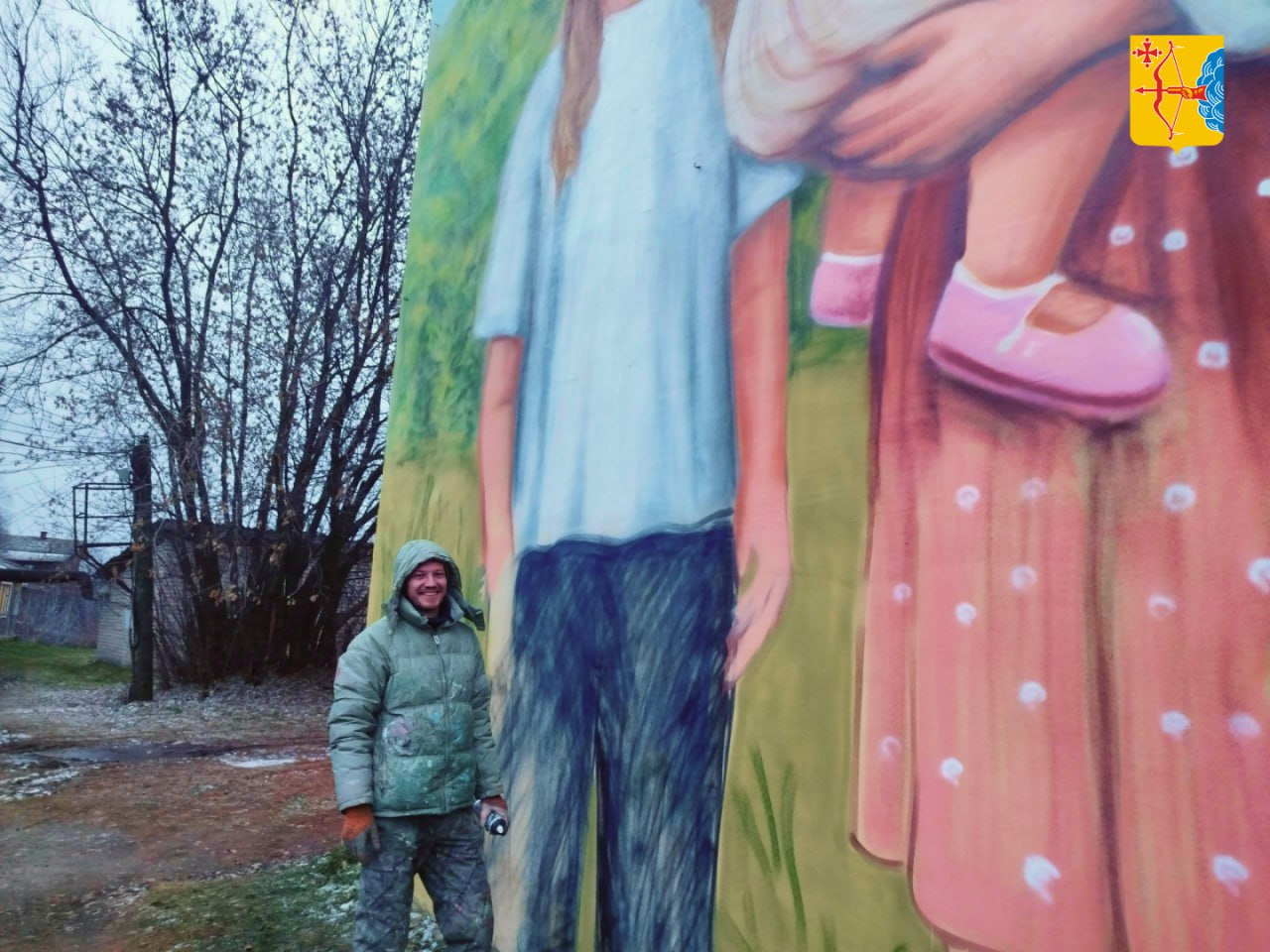 В 2025 году в посёлке Ленинское Шабалинского района появился первый мурал В 2025 году в посёлке Ленинское Шабалинского района появился первый мурал