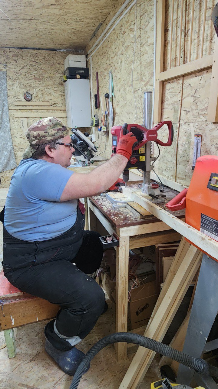 В Кирове ветеран СВО открыл свое дело при поддержке службы занятости В Кирове ветеран СВО открыл свое дело при поддержке службы занятости