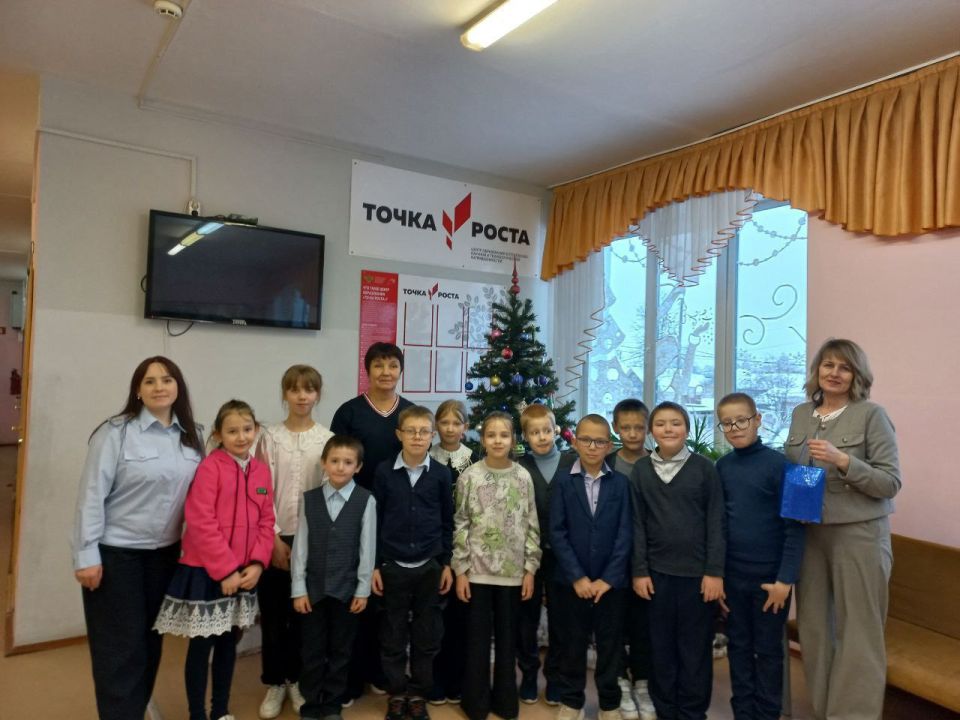 К проведению Всероссийской акции МВД России «Полицейский Дед Мороз» присоединились сотрудники межмуниципального отдела МВД России «Советский»