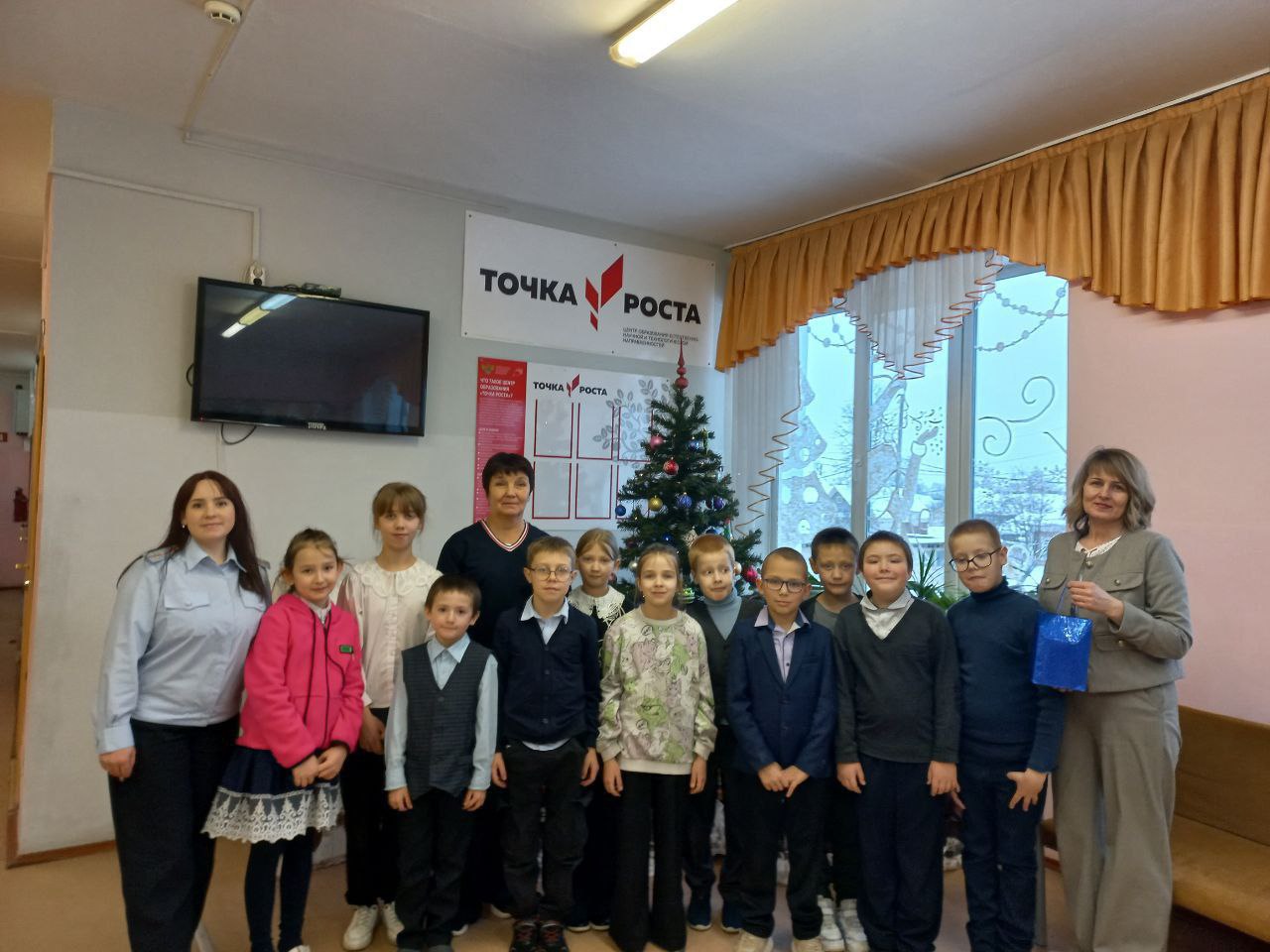 К проведению Всероссийской акции МВД России «Полицейский Дед Мороз» присоединились сотрудники межмуниципального отдела МВД России «Советский»