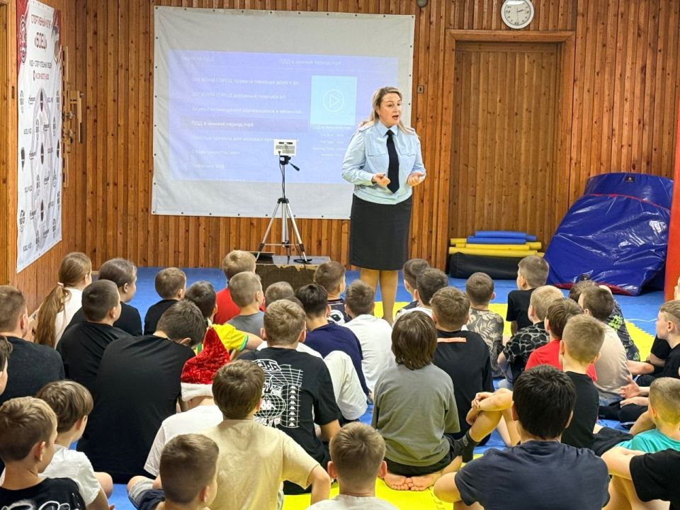 Юные спортсмены города Кирова тренируют знания ПДД