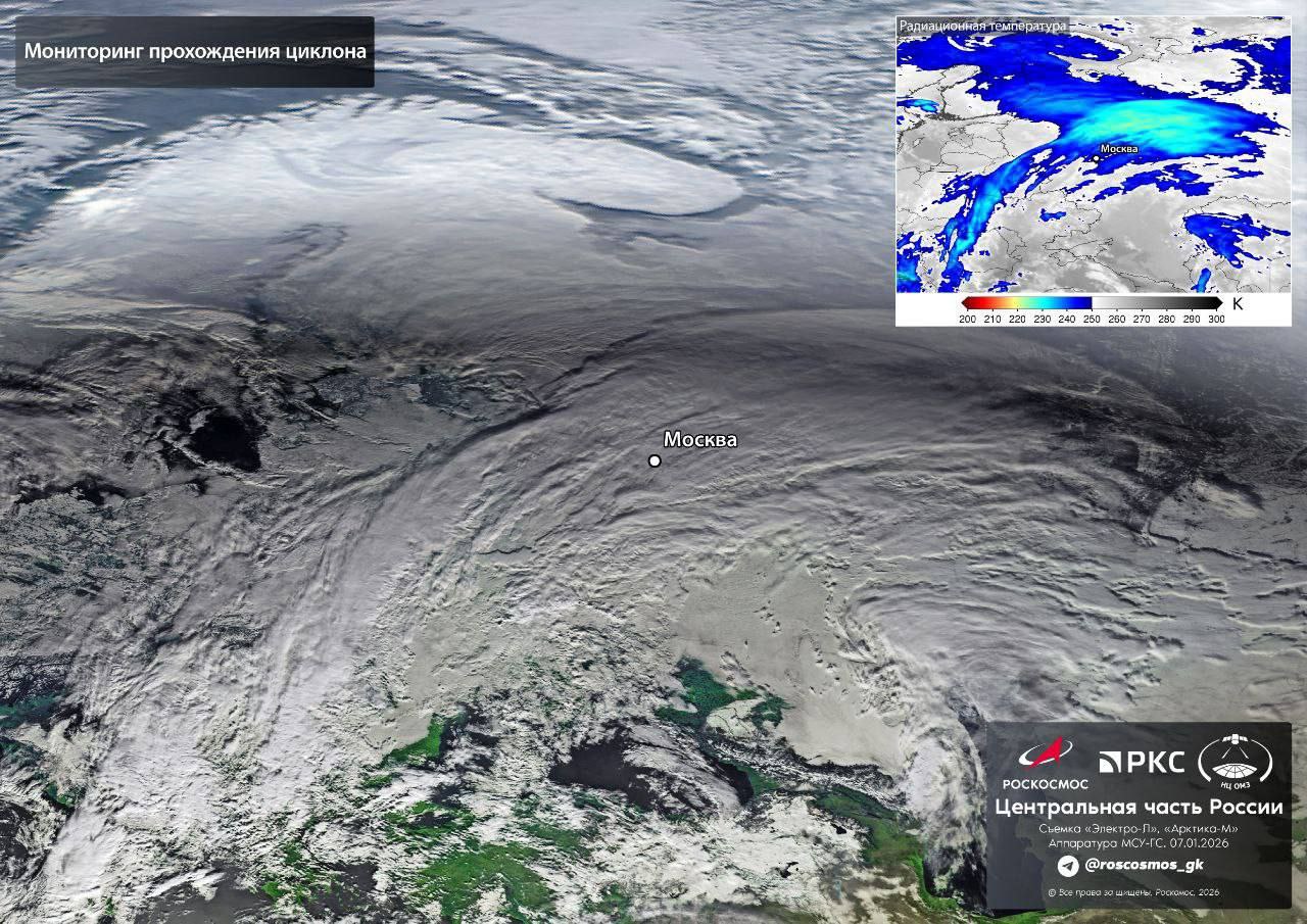 Кировскую область вновь накрыли снегопады Кировскую область вновь накрыли снегопады