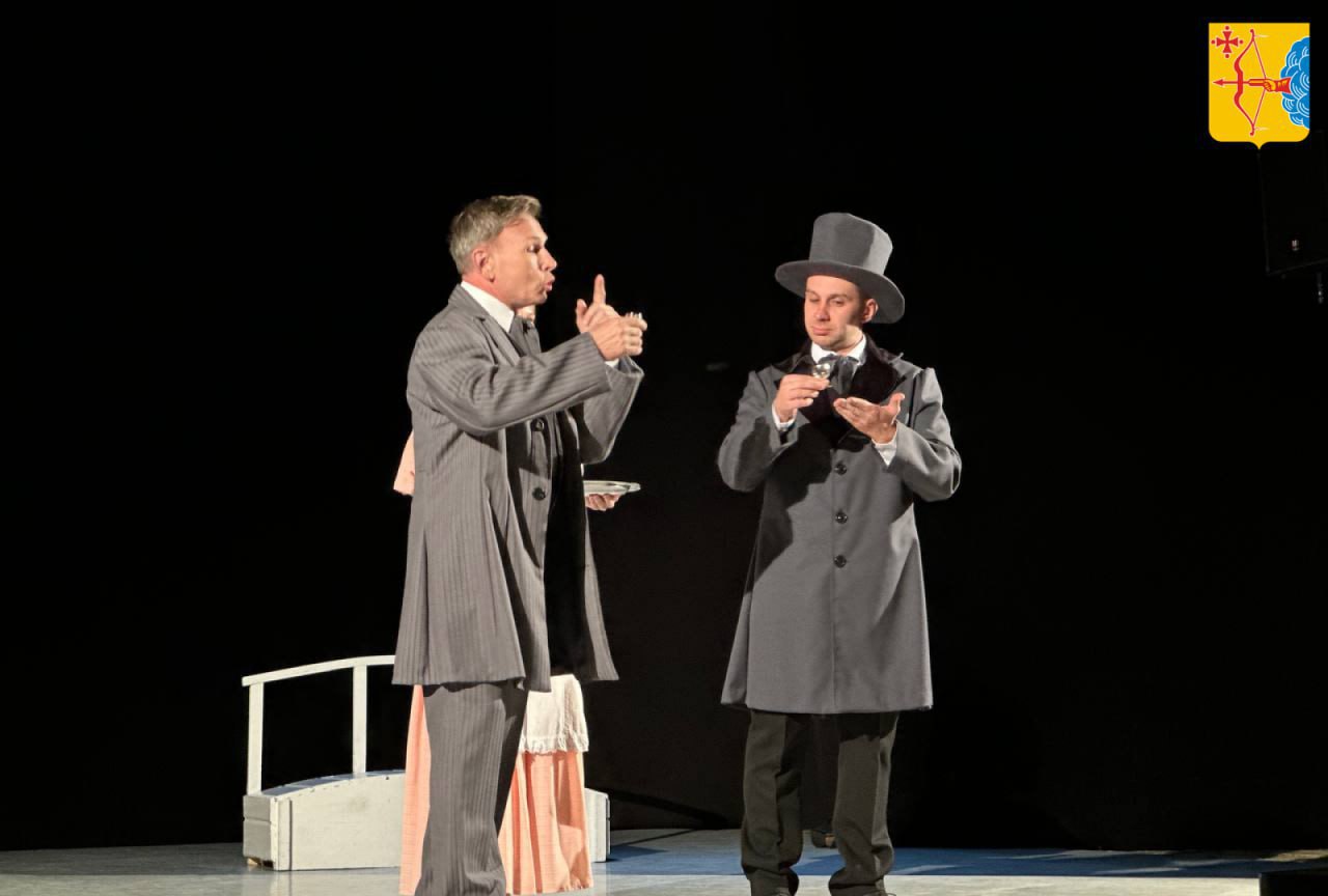 В 2025 году в Кировской области прошёл фестиваль «Театральная Вятка», в котором приняли участие 1400 актёров из 30 муниципалитетов региона В 2025 году в Кировской области прошёл фестиваль «Театральная Вятка», в котором приняли участие 1400 актёров из 30 муниципалитетов региона