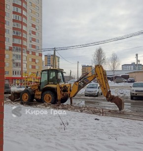 В Кирове не хватает тракторов для уборки дворов от снега