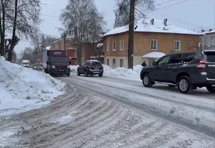 �������, 16 ������, ����������� ������� ����� � 21��,� ���� ����������� ������� �� �14��