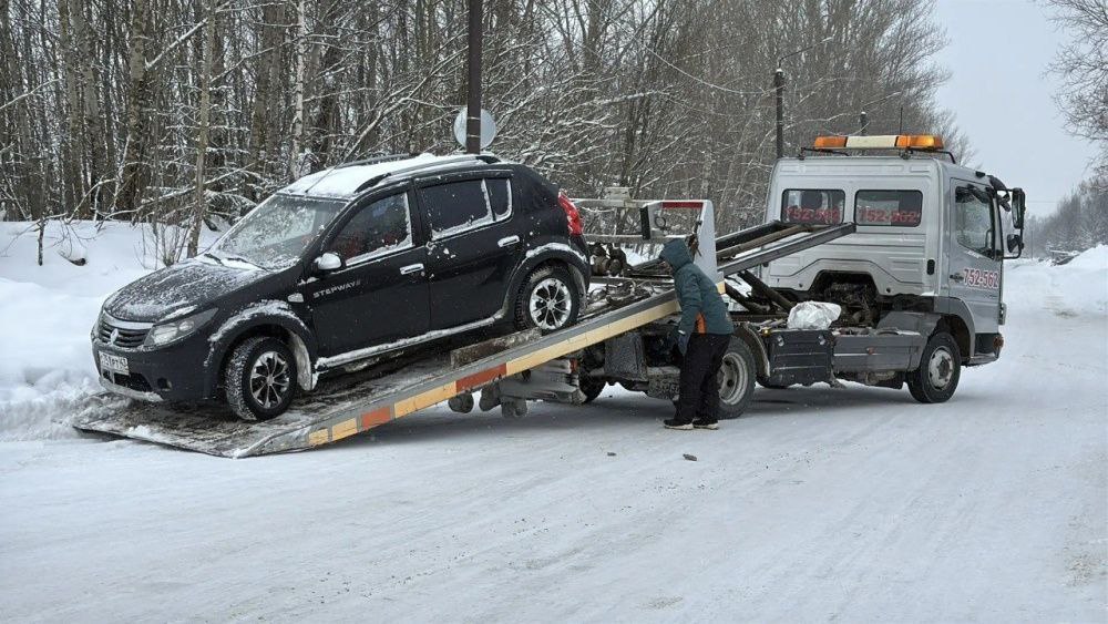 В Кирове эвакуируют авто, которые мешают общественному транспорту