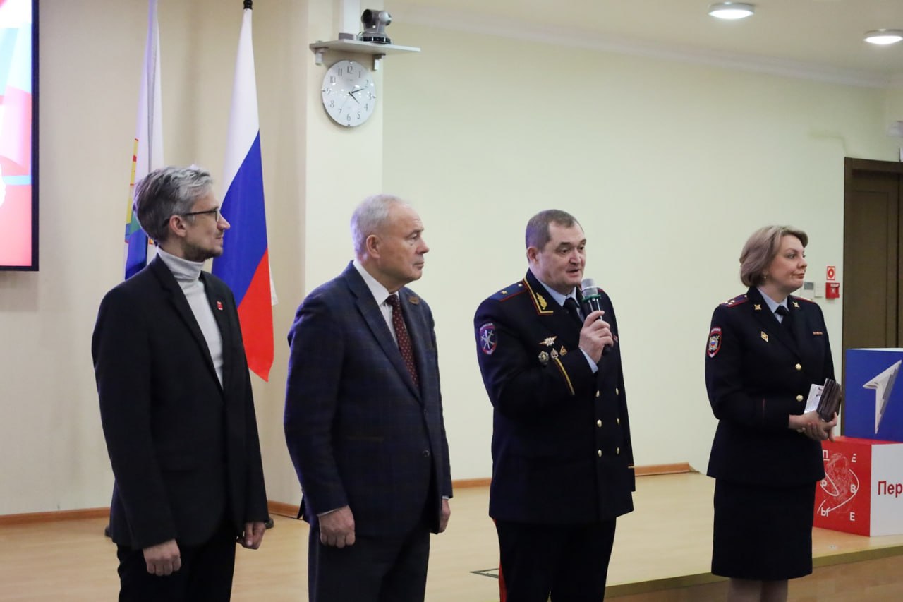 В Кирове продолжается реализация Всероссийской акции «Мы – граждане России»