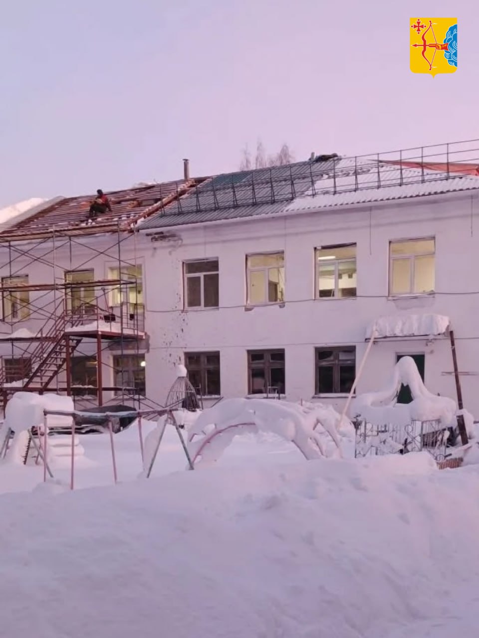 В городе Мураши продолжается капитальный ремонт детского сада №1. Работы ведутся в рамках государственной программы «Развитие образования»