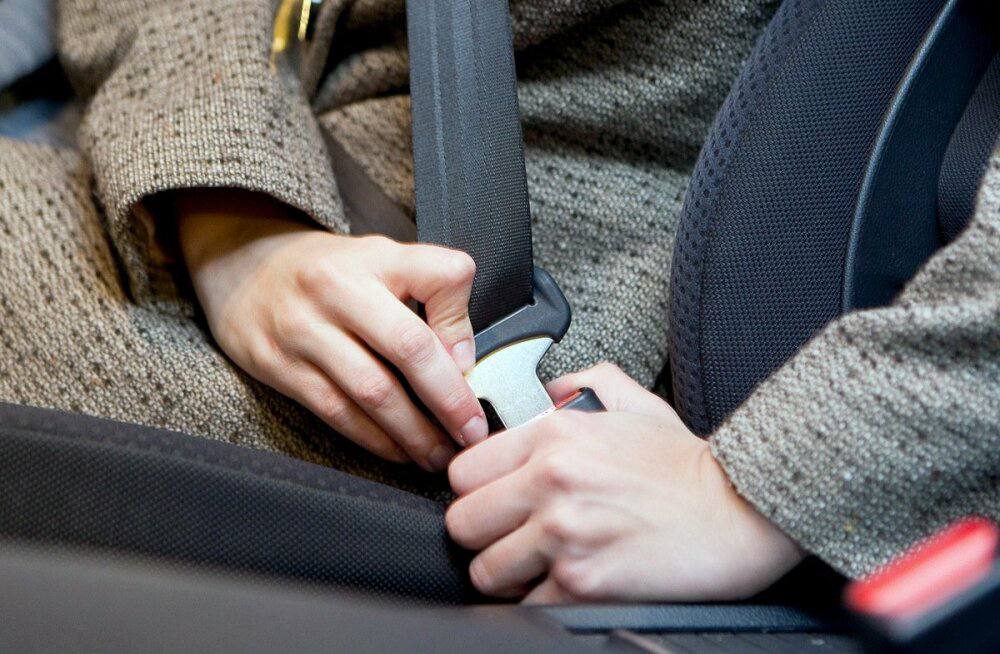 Юные жители областного центра стали участниками смотра-конкурса тематических агитбригад по безопасности дорожного движения «Азбука дорожной безопасности!» Юные жители областного центра стали участниками смотра-конкурса тематических агитбригад по безопасности дорожного движения «Азбука дорожной безопасности!»