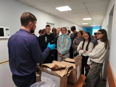 В Кирове школьники познакомились с работой полицейских-экспертов