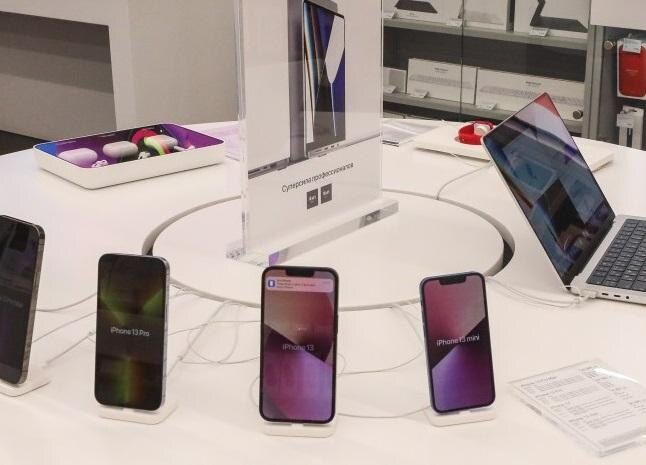 Почему важно дезинфицировать свой мобильный телефон