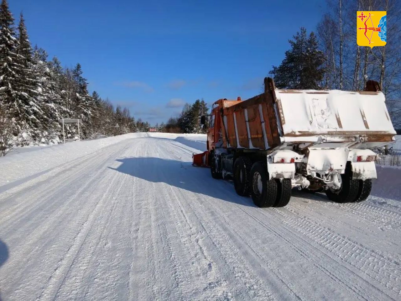 В Кировской области дорожники продолжают бороться с последствиями сильного снегопада В Кировской области дорожники продолжают бороться с последствиями сильного снегопада