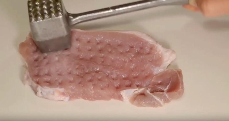 Необычное мясо по-французски: как это приготовить правильно