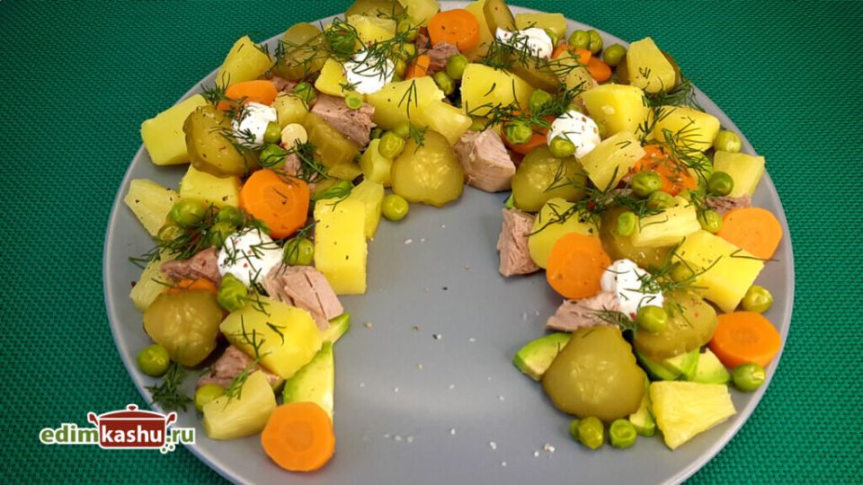 Необычные оливье: салат с авокадо, который удивит ваших гостей