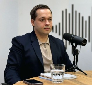 Депутат Заксобрания Кировской области Павел Дорофеев (во время обсуждения проекта закона о пониженных ставках по УСН, принятого сегодня в первом чтении):