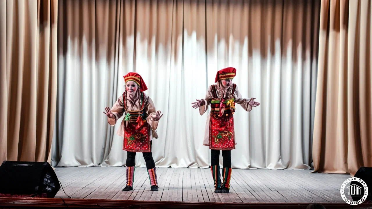 Слободские «ЧудоТворцы» показали спектакль в Суне Слободские «ЧудоТворцы» показали спектакль в Суне