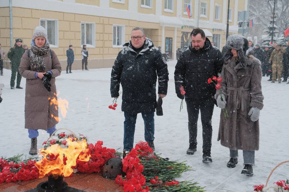 23 ������� �� ���� ������ �������� ������������ �����