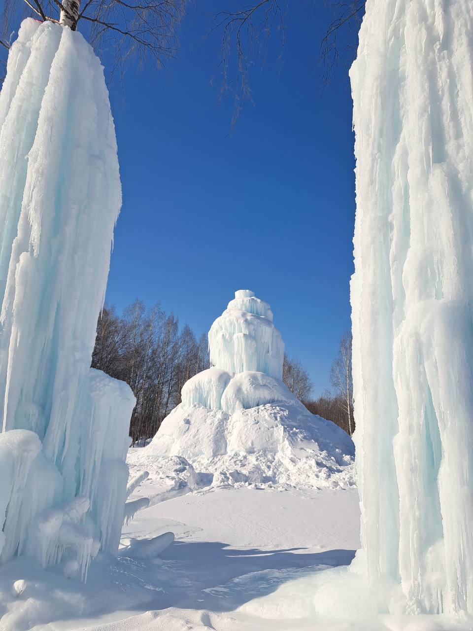 #кактамусоседей. Так сейчас выглядит парк ледопадов — популярное место отдыха у жителей Перми в зимний период